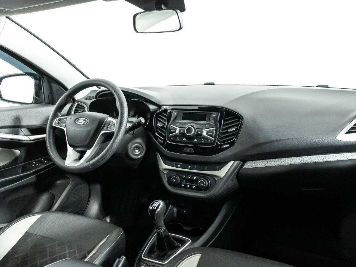 Lada (ВАЗ) Vesta с пробегом — 2022 год. Фото: #8