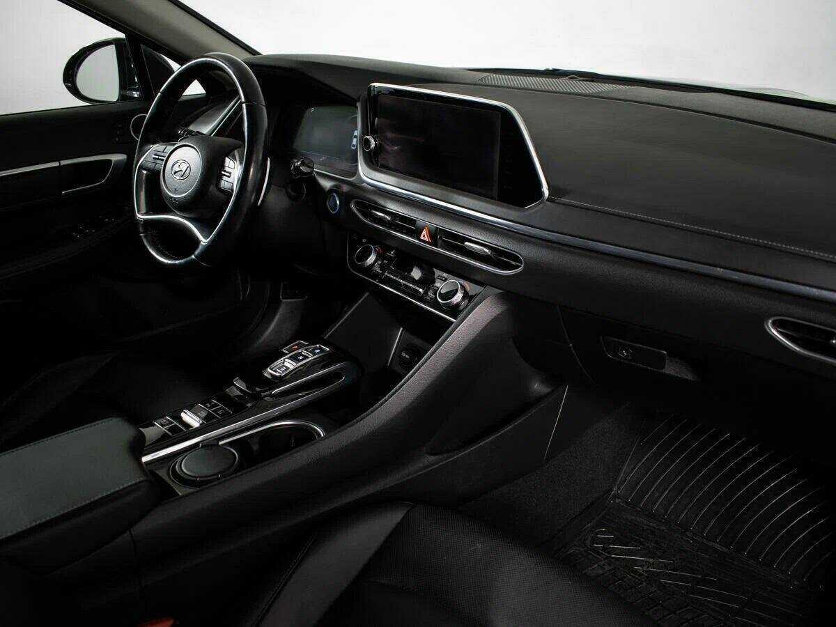 Hyundai Sonata с пробегом — 2020 год. Фото: #8