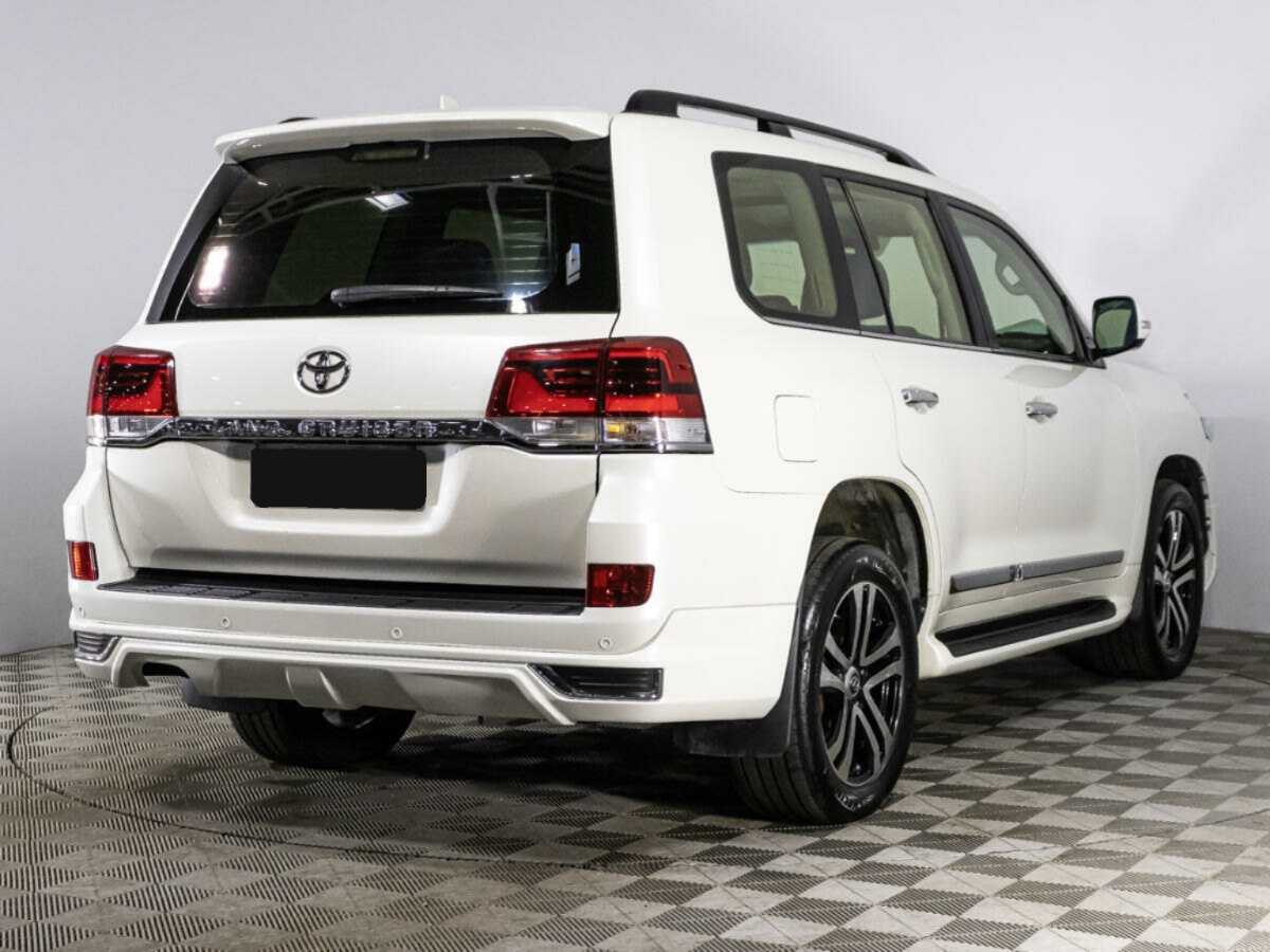 Toyota Land Cruiser с пробегом — 2016 год. Фото: #4