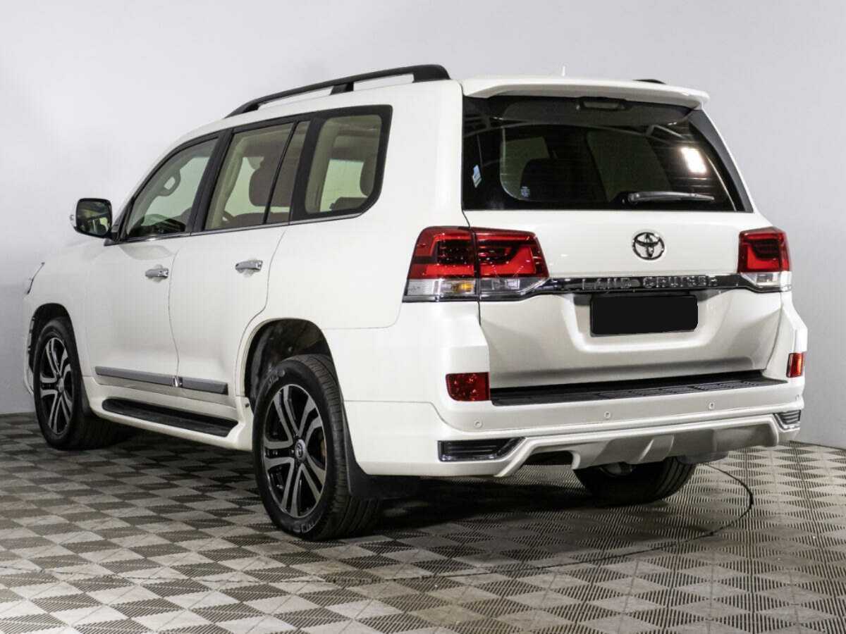 Toyota Land Cruiser с пробегом — 2016 год. Фото: #6