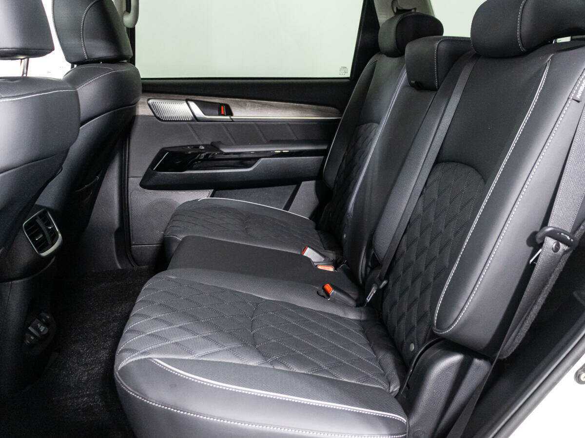 Kia Mohave с пробегом — 2022 год. Фото: #9