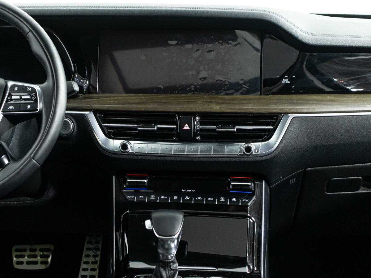 Kia Mohave с пробегом — 2022 год. Фото: #13