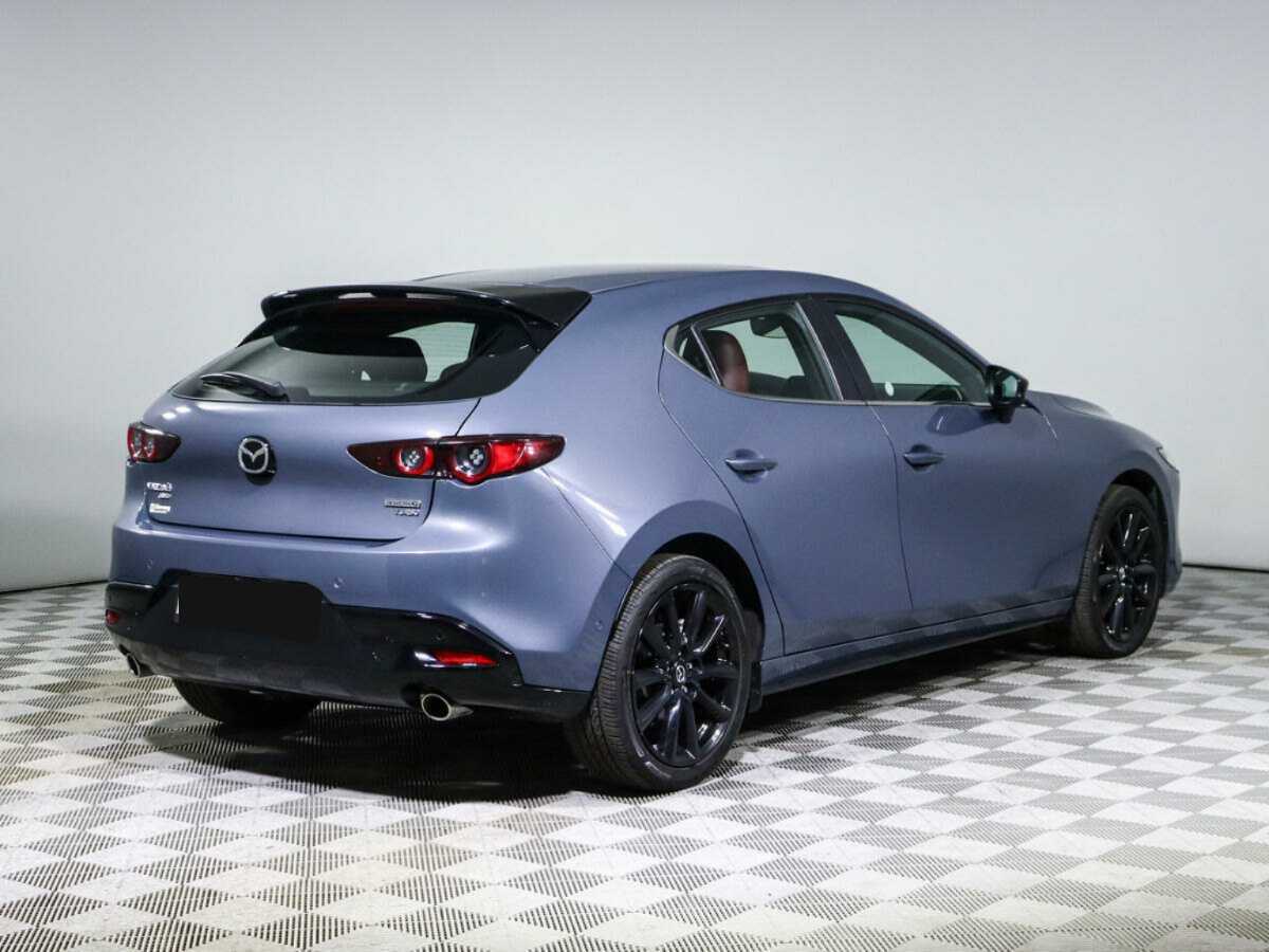 Mazda 3 с пробегом — 2023 год. Фото: #3