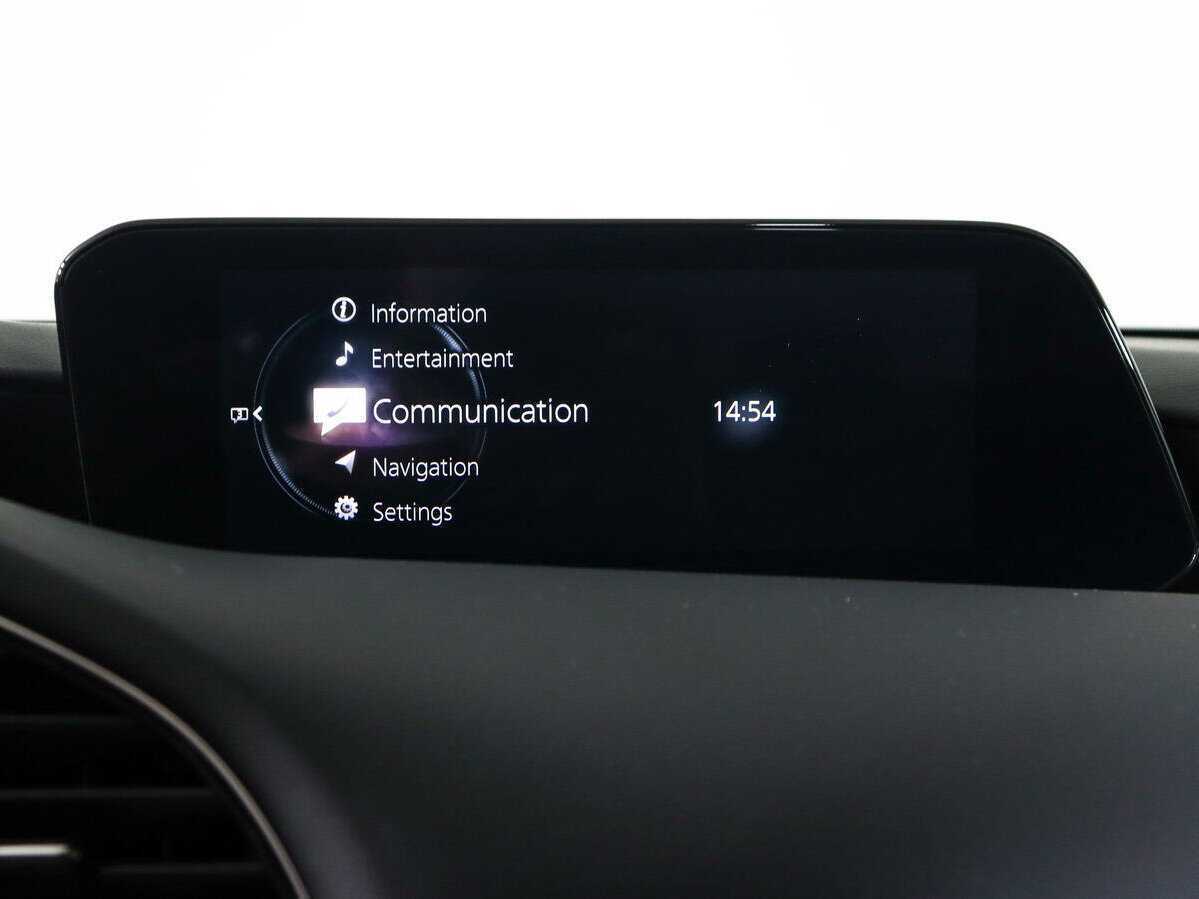 Mazda 3 с пробегом — 2023 год. Фото: #20