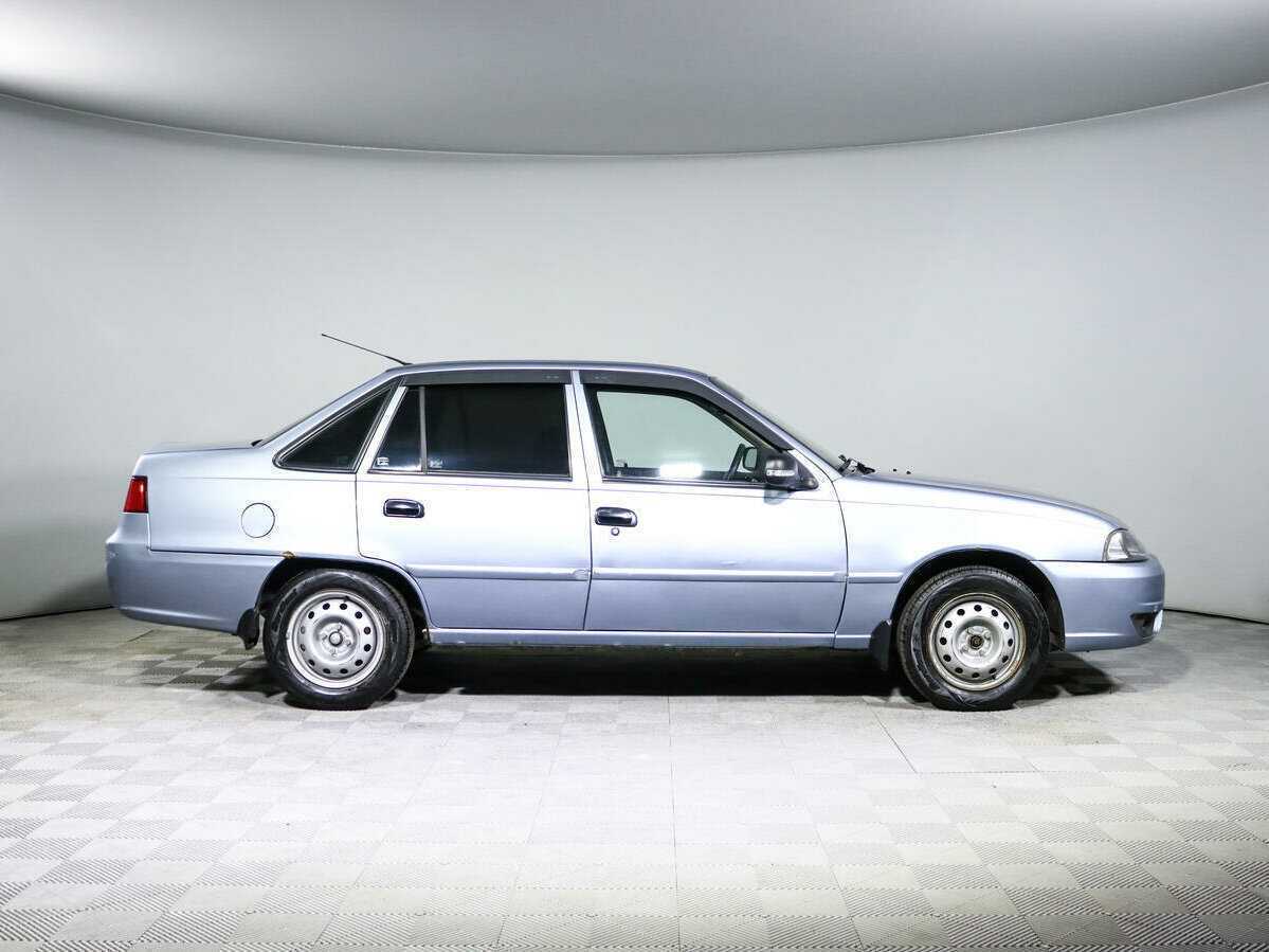 Daewoo Nexia с пробегом — 2012 год. Фото: #3