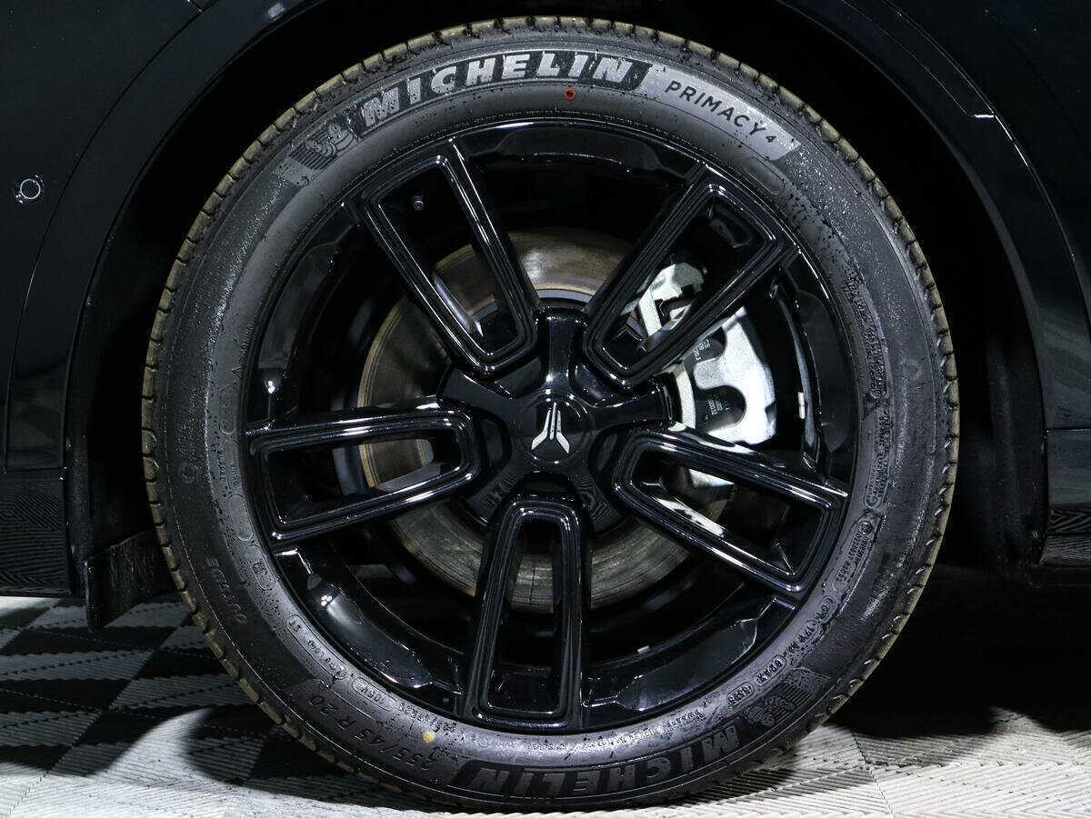 Voyah Free с пробегом — 2023 год. Фото: #13