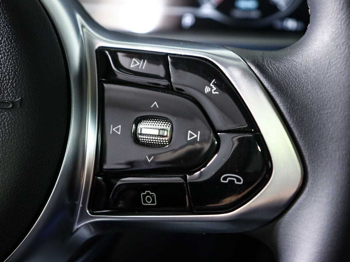 Voyah Free с пробегом — 2023 год. Фото: #23