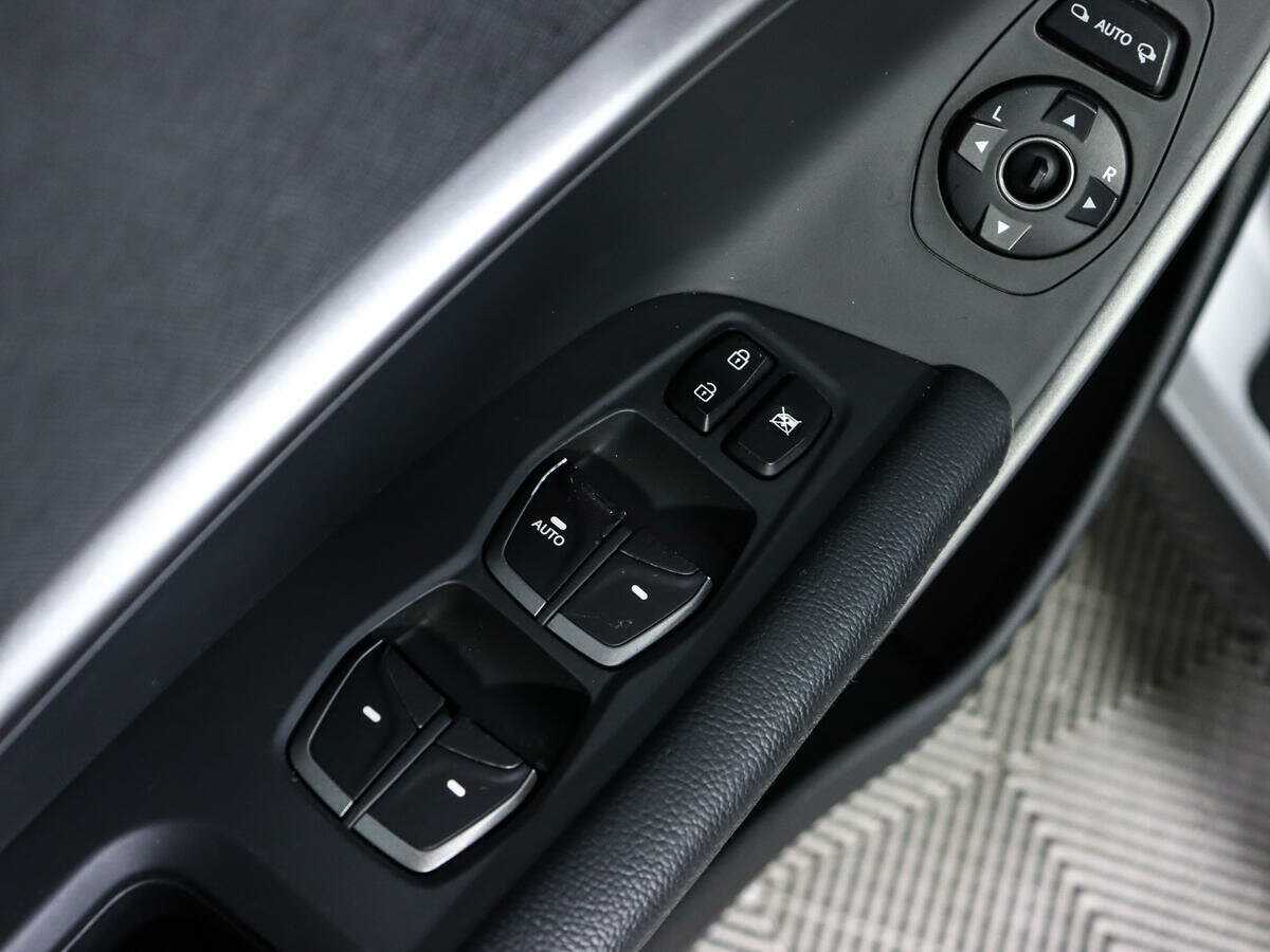 Hyundai Santa Fe с пробегом — 2016 год. Фото: #15