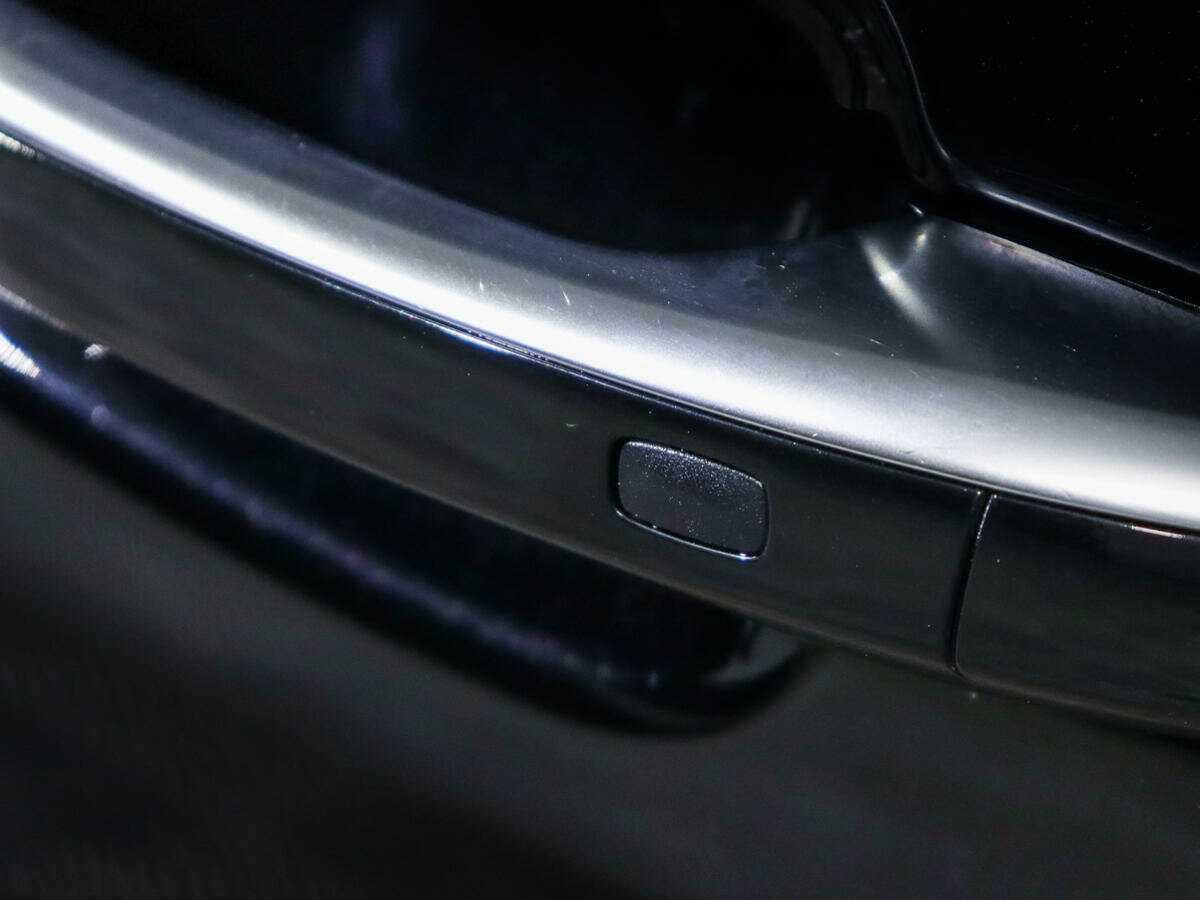 Kia K900 с пробегом — 2019 год. Фото: #15