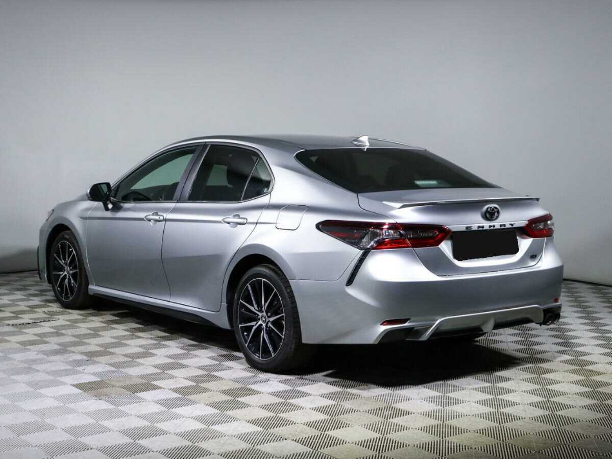 Toyota Camry с пробегом — 2022 год. Фото: #6