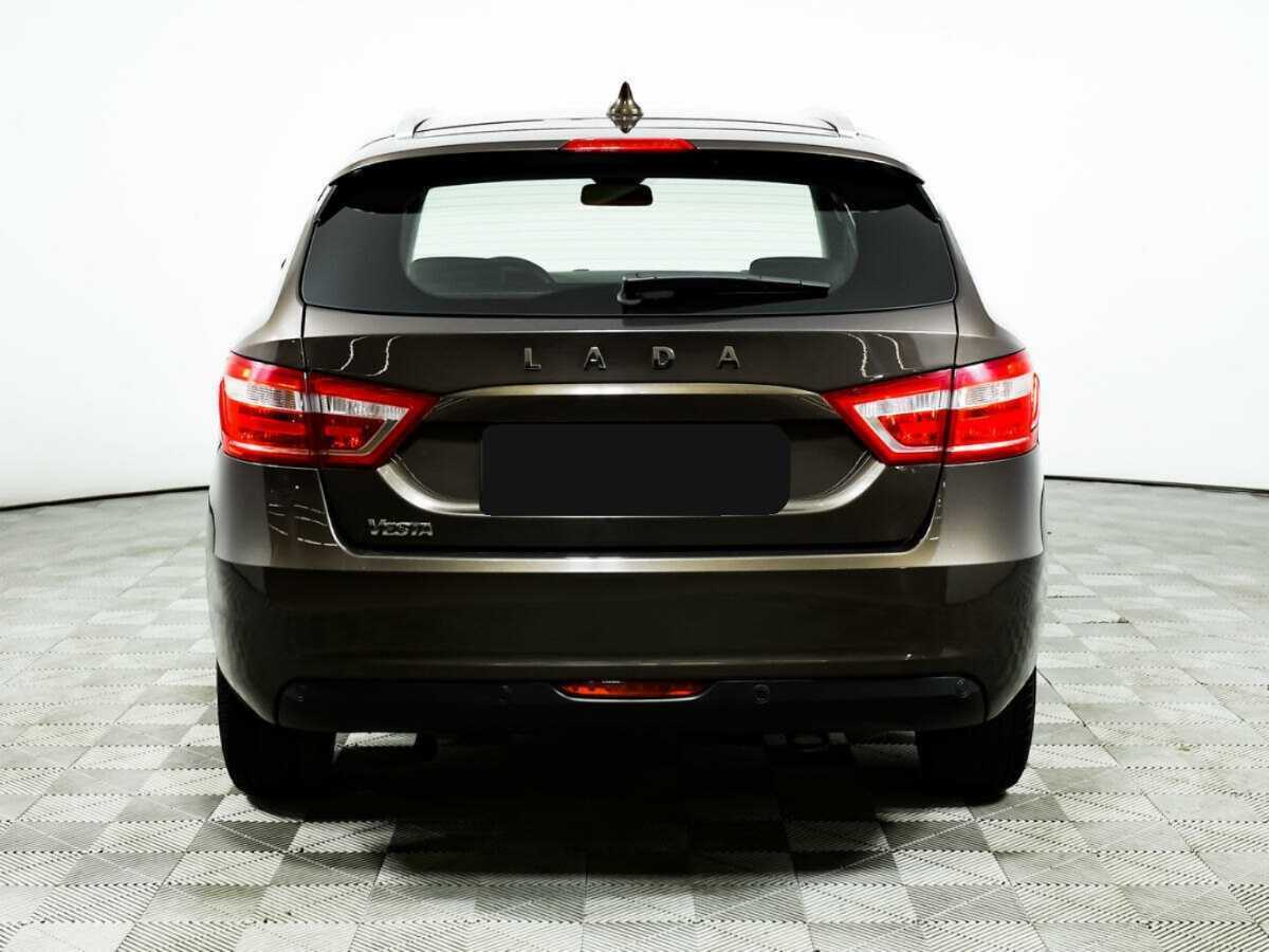 Lada (ВАЗ) Vesta с пробегом — 2021 год. Фото: #5