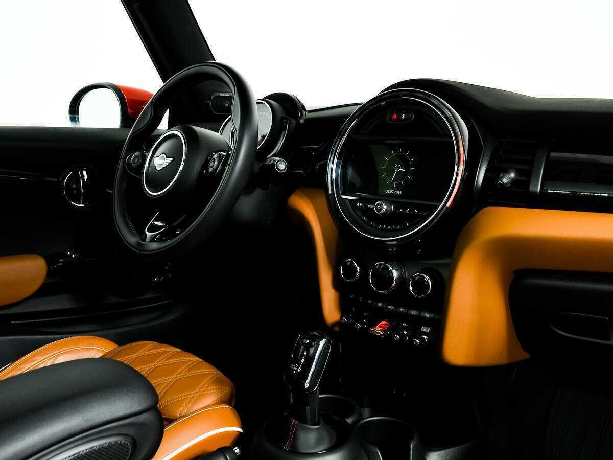 Mini Hatch с пробегом — 2019 год. Фото: #8