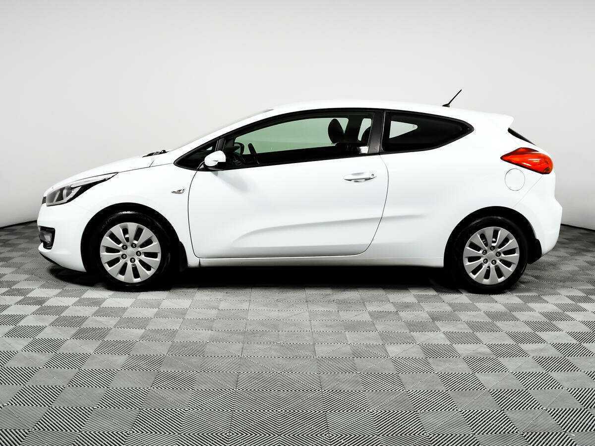 Kia Ceed с пробегом — 2013 год. Фото: #7