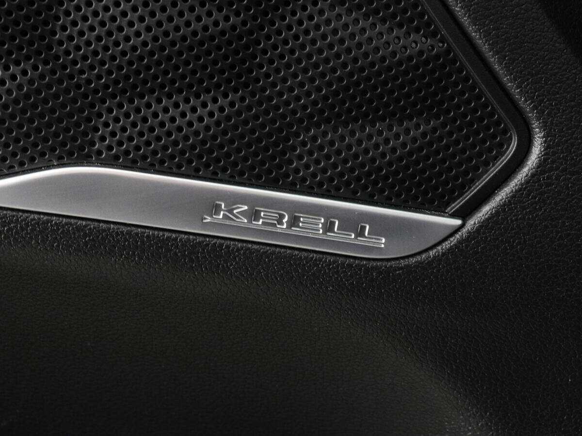 Hyundai Santa Fe с пробегом — 2018 год. Фото: #15