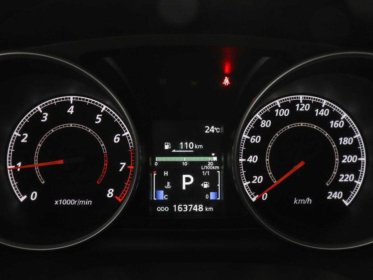 Mitsubishi Outlander с пробегом — 2011 год. Фото: #6