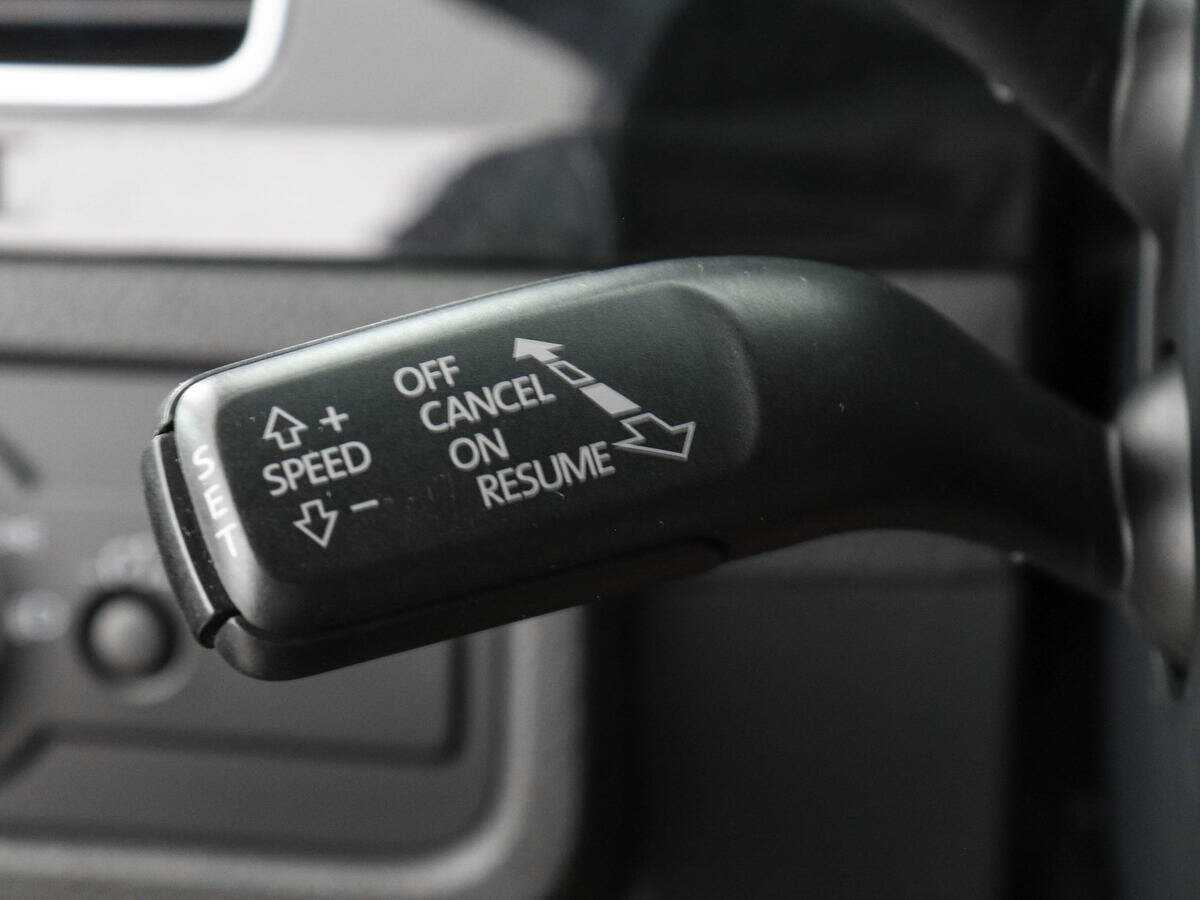 Volkswagen Touareg с пробегом — 2017 год. Фото: #11