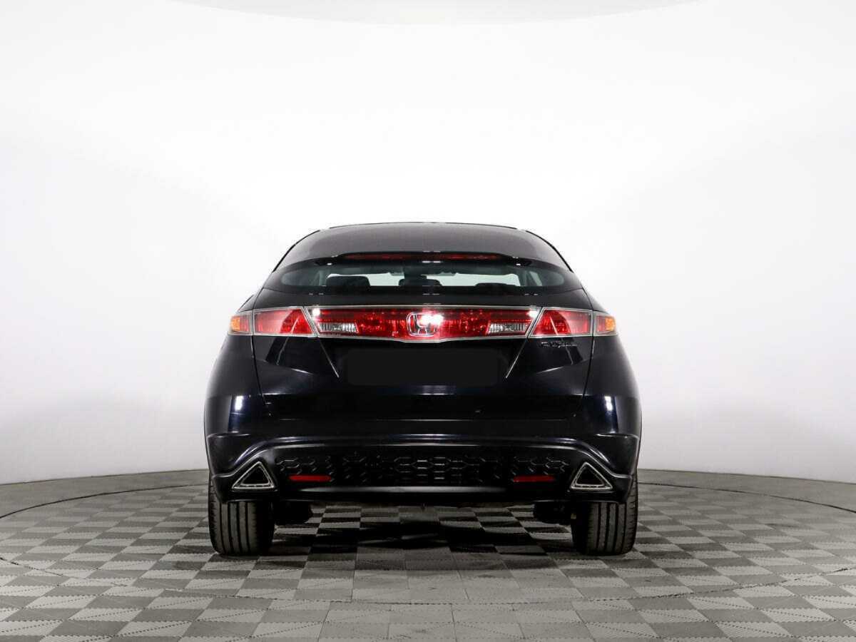 Honda Civic с пробегом — 2008 год. Фото: #4