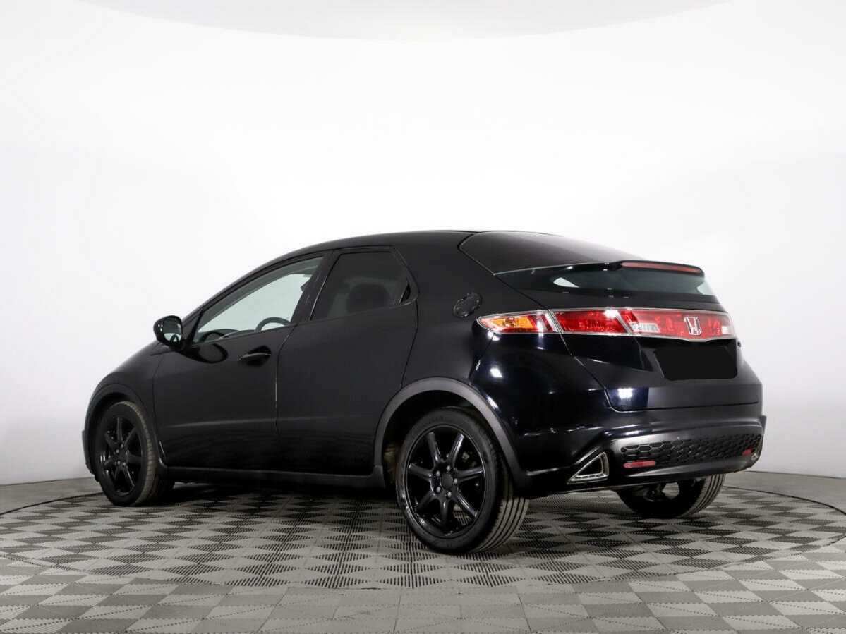 Honda Civic с пробегом — 2008 год. Фото: #5