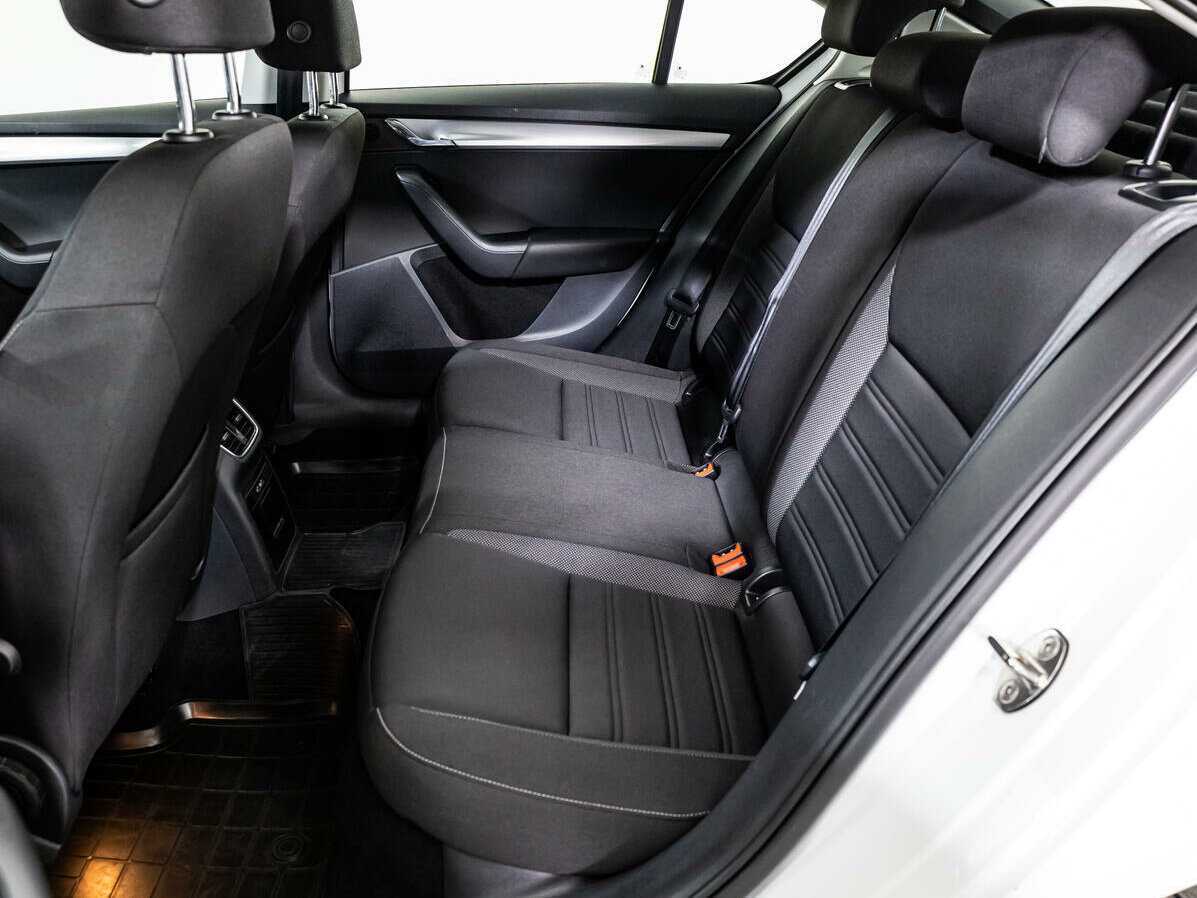 Skoda Octavia с пробегом — 2019 год. Фото: #9
