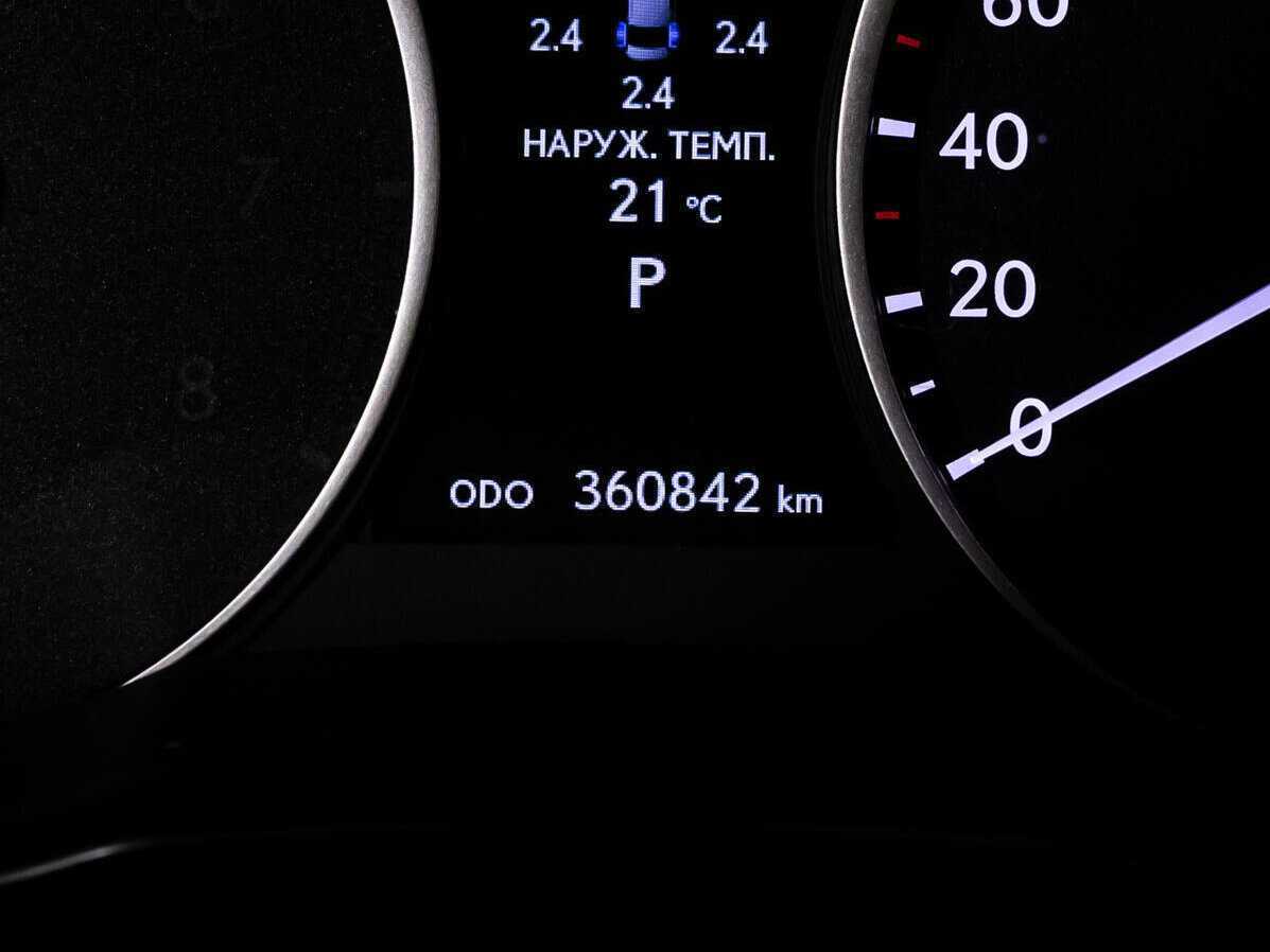 Lexus ES с пробегом — 2014 год. Фото: #26