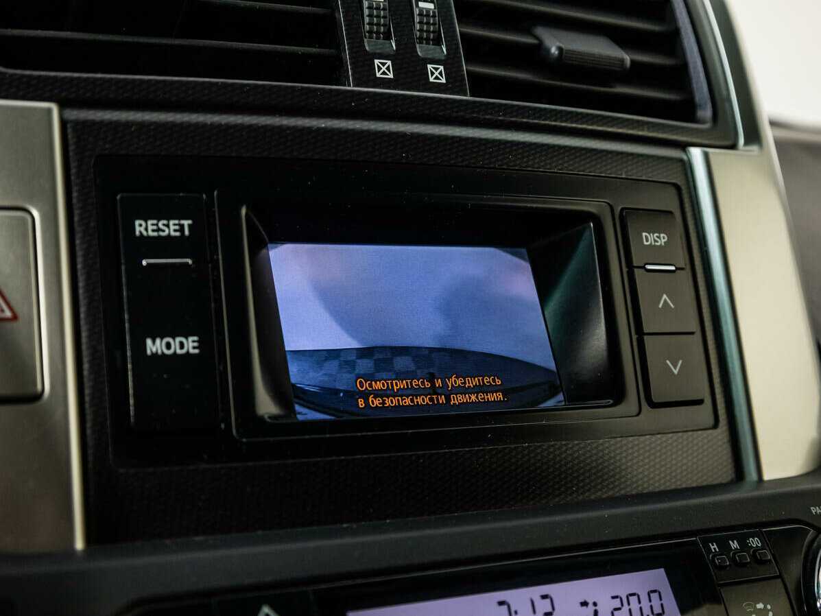 Toyota Land Cruiser Prado с пробегом — 2010 год. Фото: #13