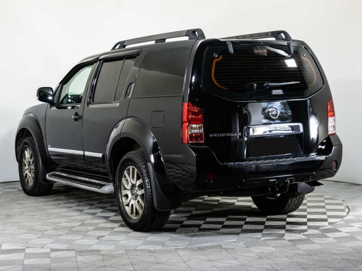 Nissan Pathfinder с пробегом — 2010 год. Фото: #5