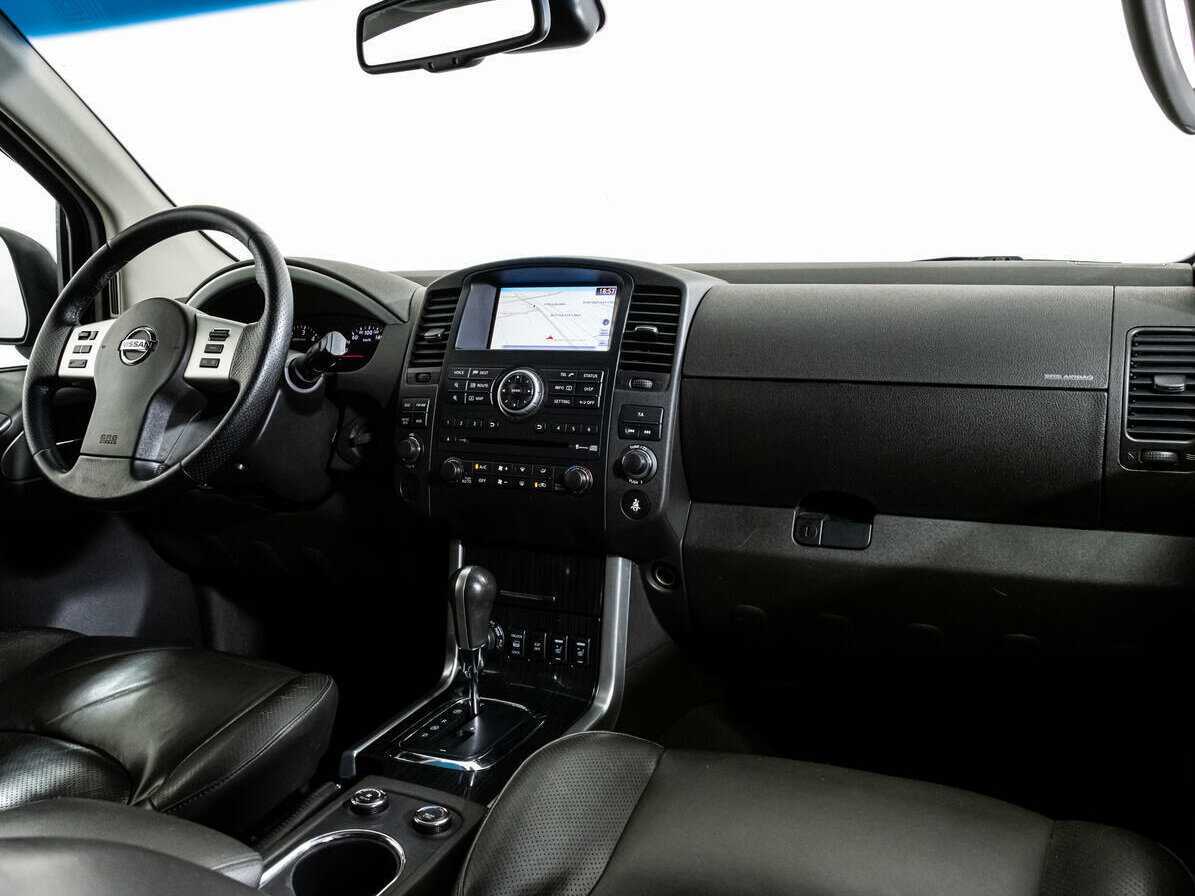 Nissan Pathfinder с пробегом — 2010 год. Фото: #6