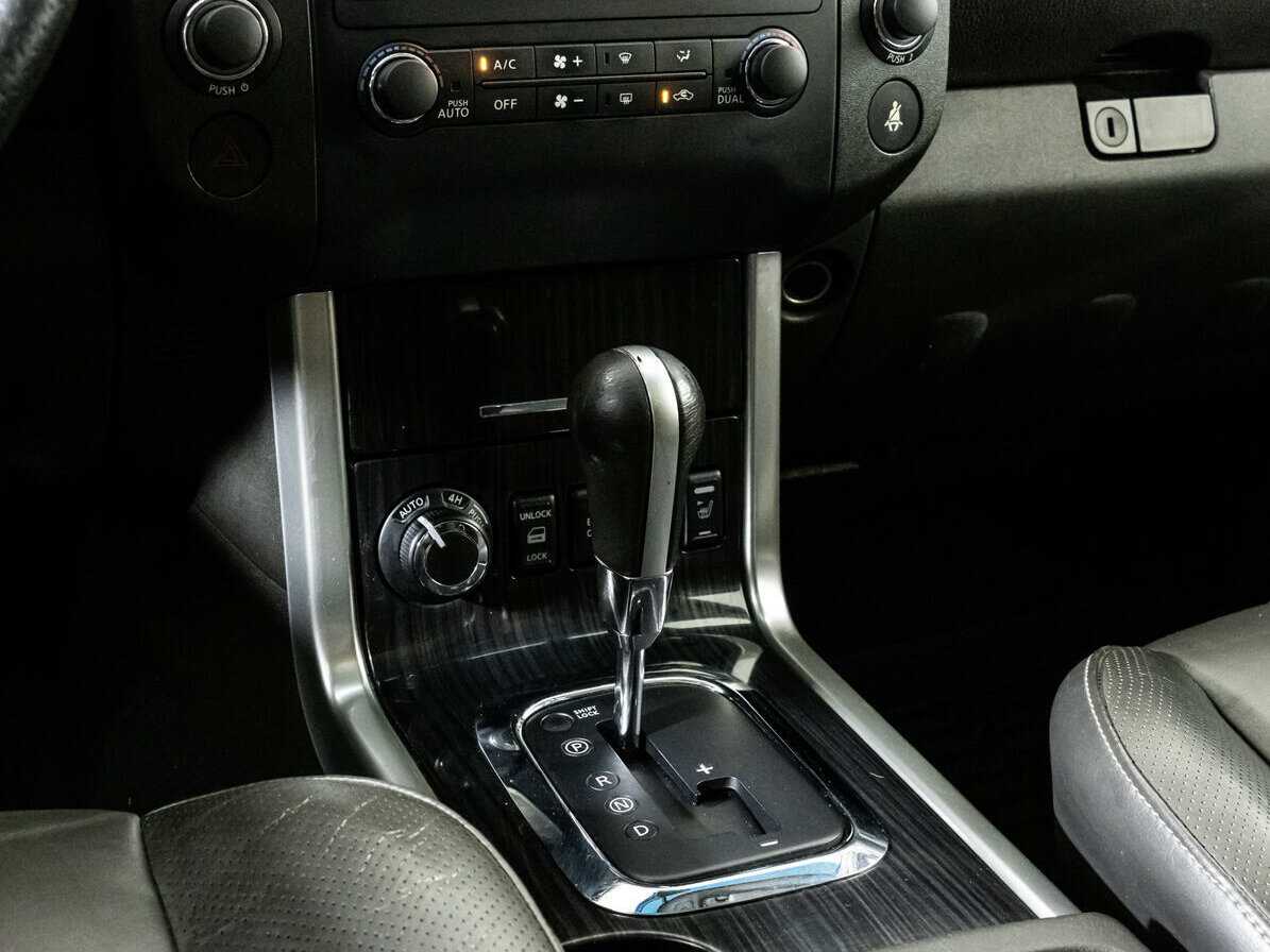 Nissan Pathfinder с пробегом — 2010 год. Фото: #9