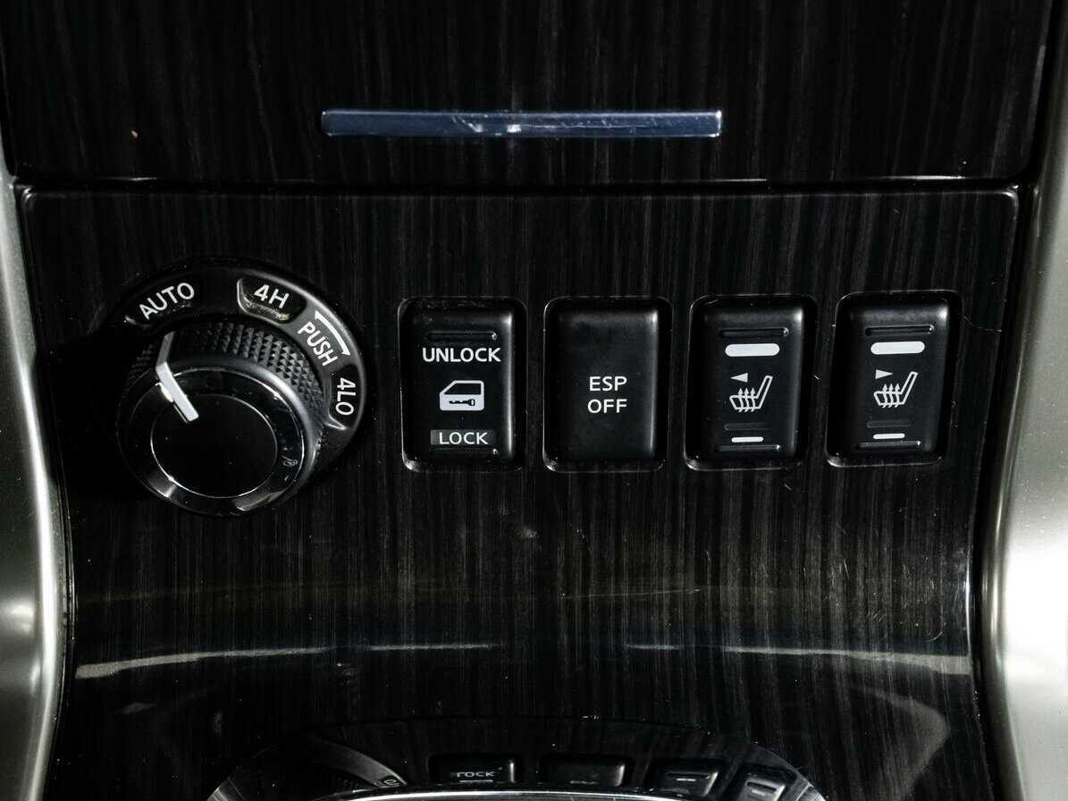 Nissan Pathfinder с пробегом — 2010 год. Фото: #10