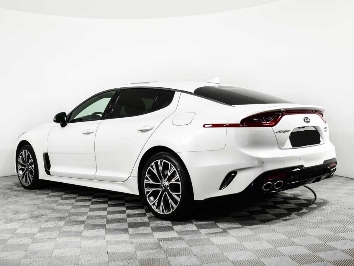 Kia Stinger с пробегом — 2019 год. Фото: #4