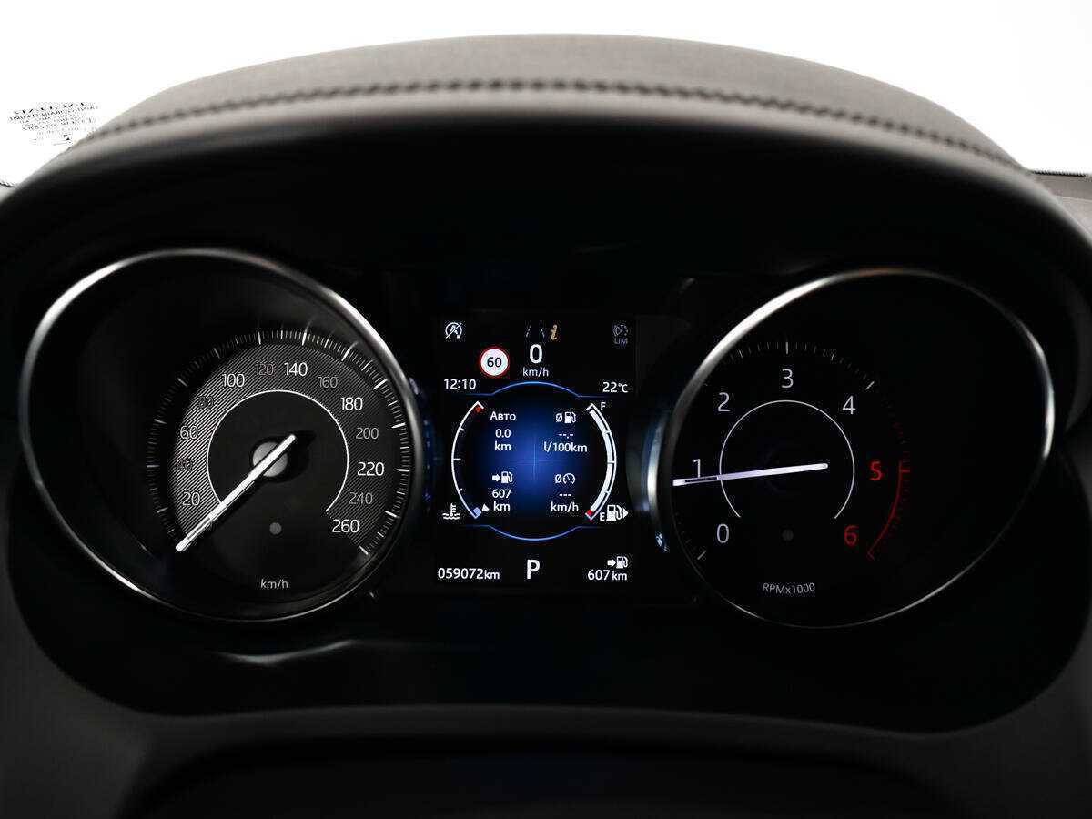 Jaguar E-Pace с пробегом — 2019 год. Фото: #8