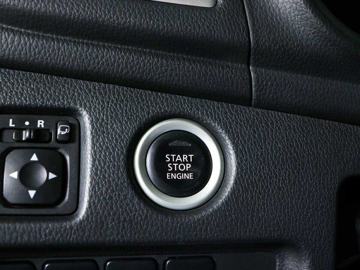 Mitsubishi Pajero Sport с пробегом — 2017 год. Фото: #18