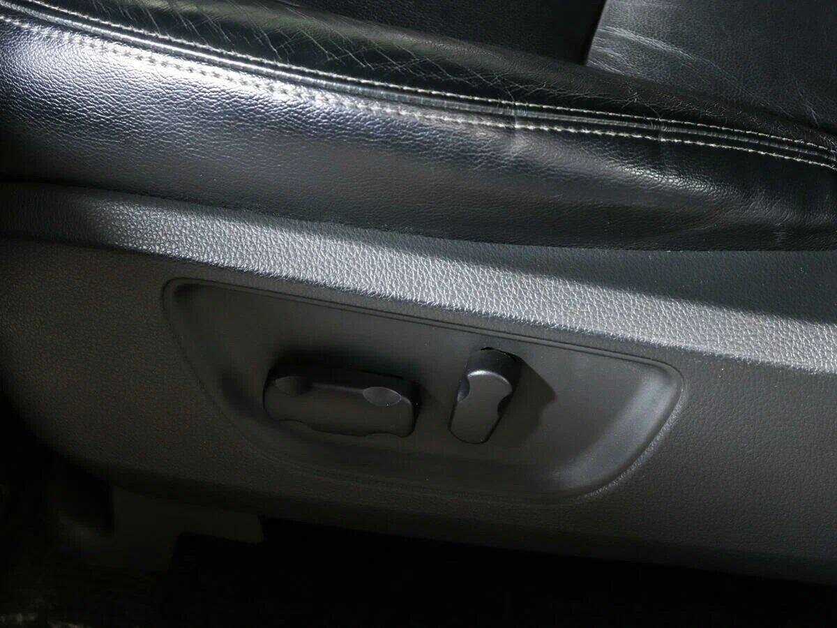 Mitsubishi Pajero Sport с пробегом — 2017 год. Фото: #19