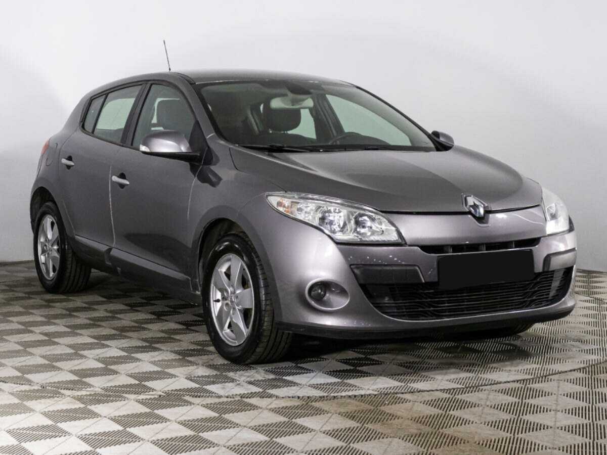 Renault Megane с пробегом — 2011 год. Фото: #2