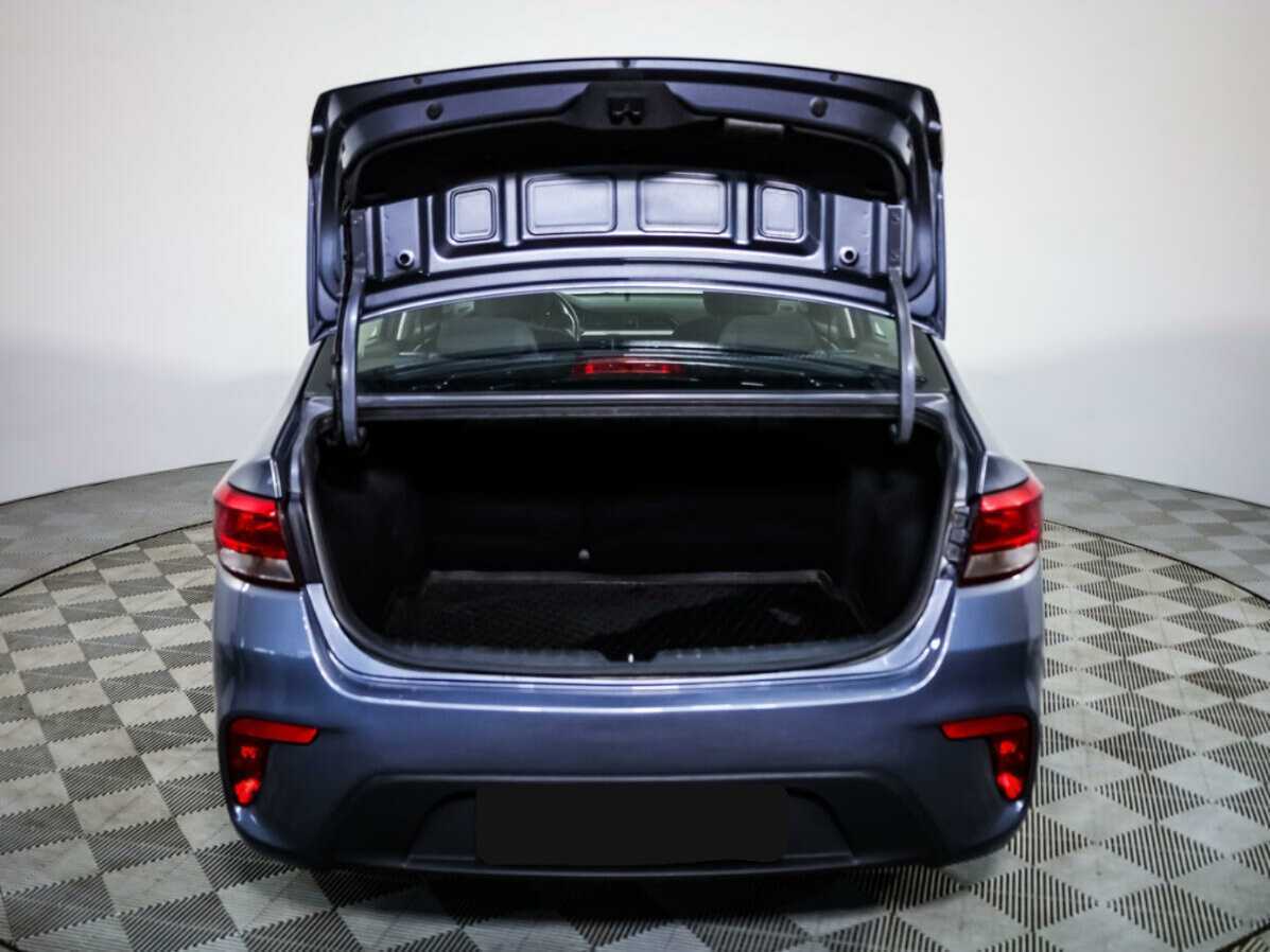 Kia Rio с пробегом — 2018 год. Фото: #13