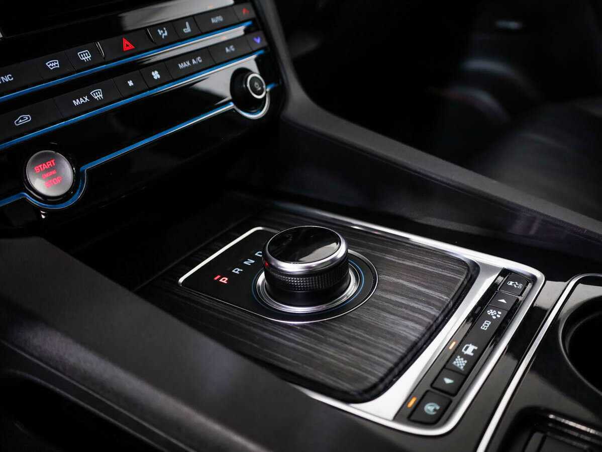 Jaguar F-Pace с пробегом — 2016 год. Фото: #20