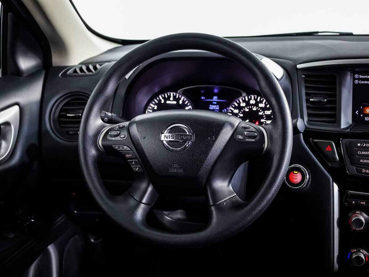 Nissan Pathfinder с пробегом — 2020 год. Фото: #9