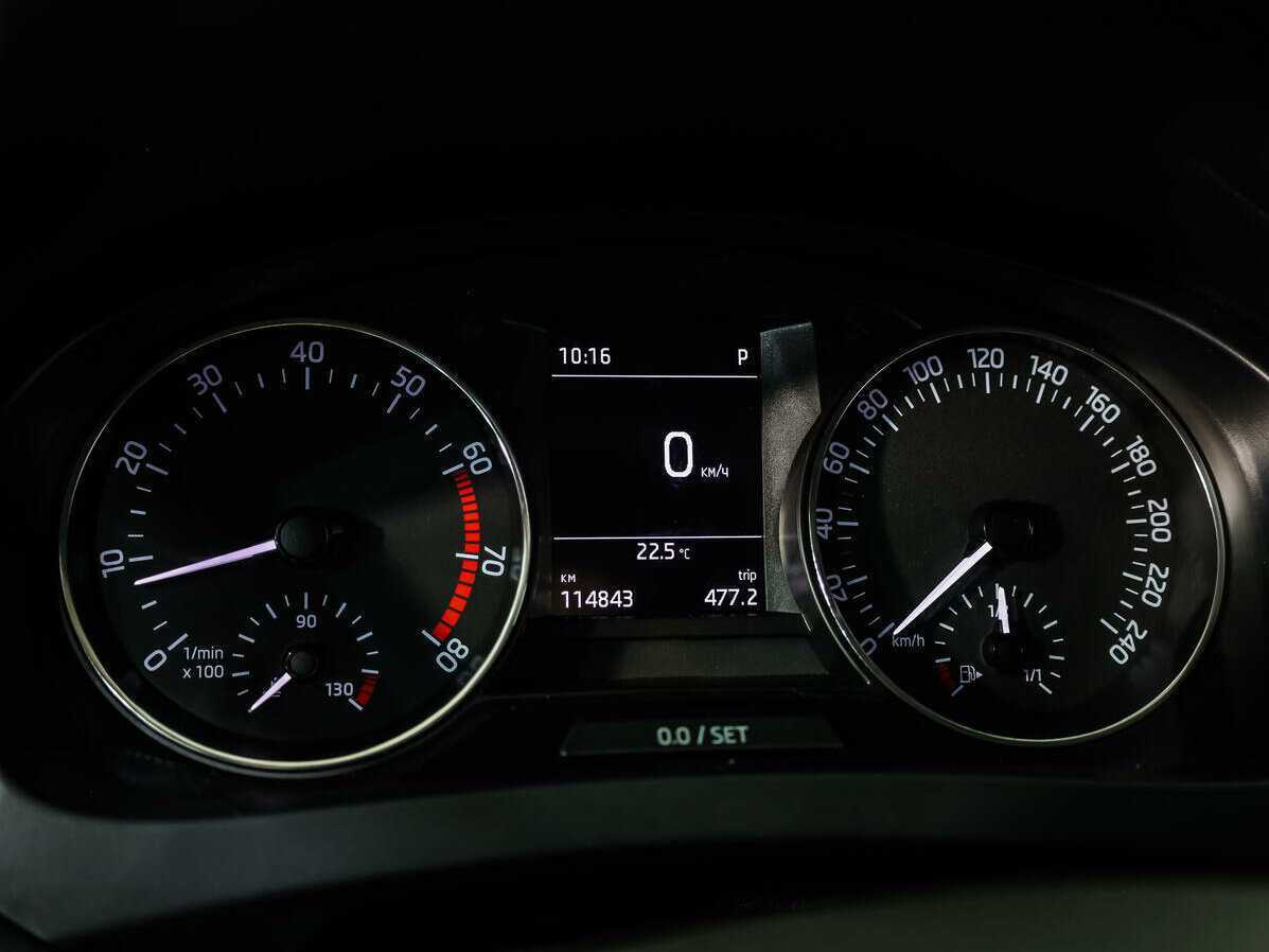 Skoda Rapid с пробегом — 2017 год. Фото: #17