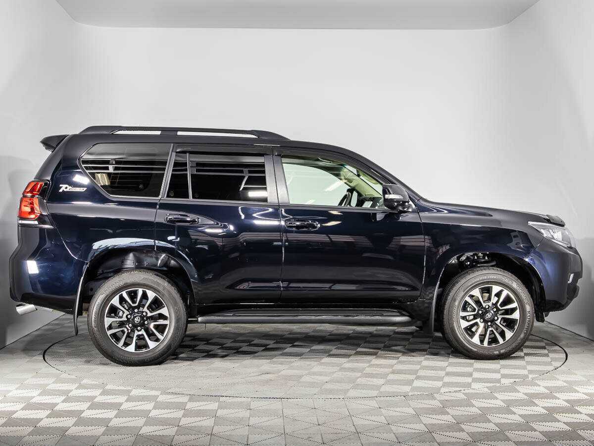 Toyota Land Cruiser Prado с пробегом — 2022 год. Фото: #3