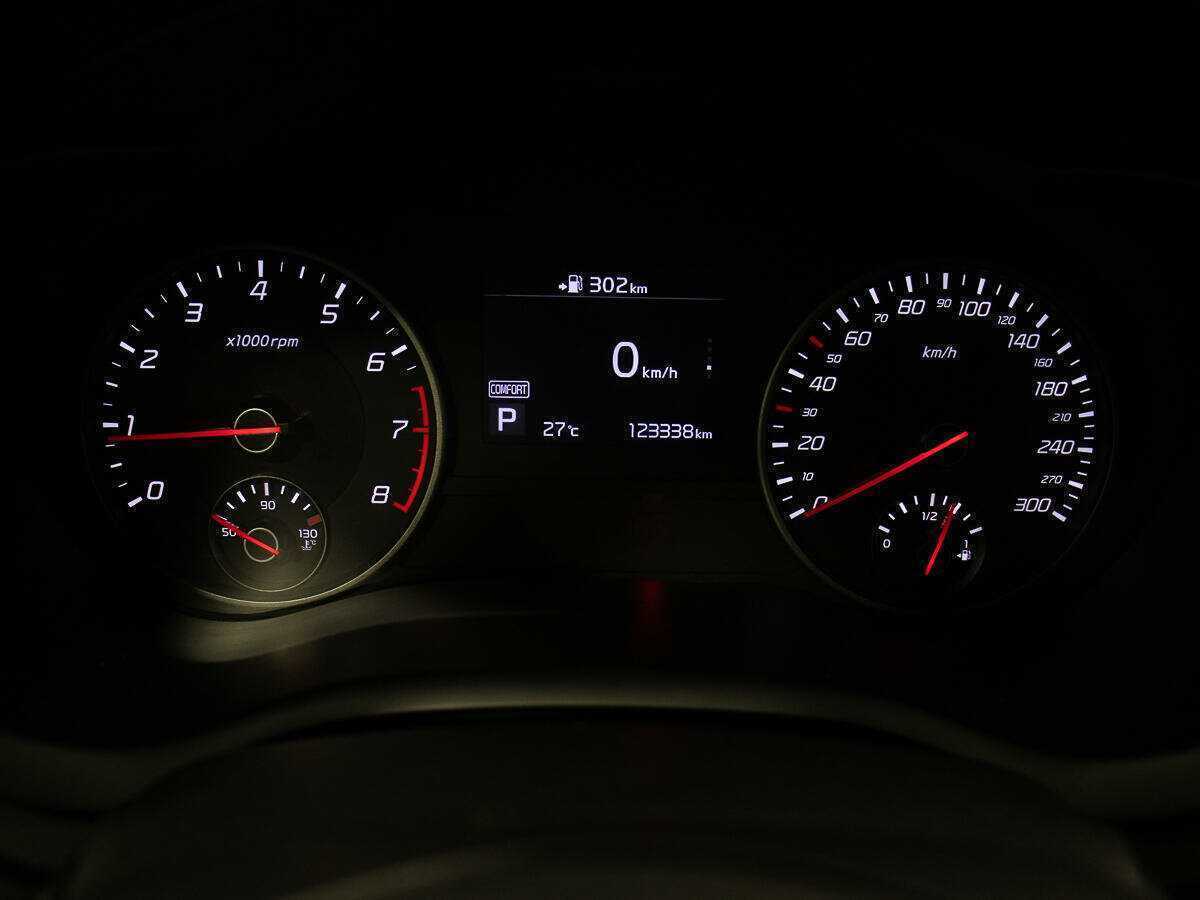 Kia Stinger с пробегом — 2018 год. Фото: #11