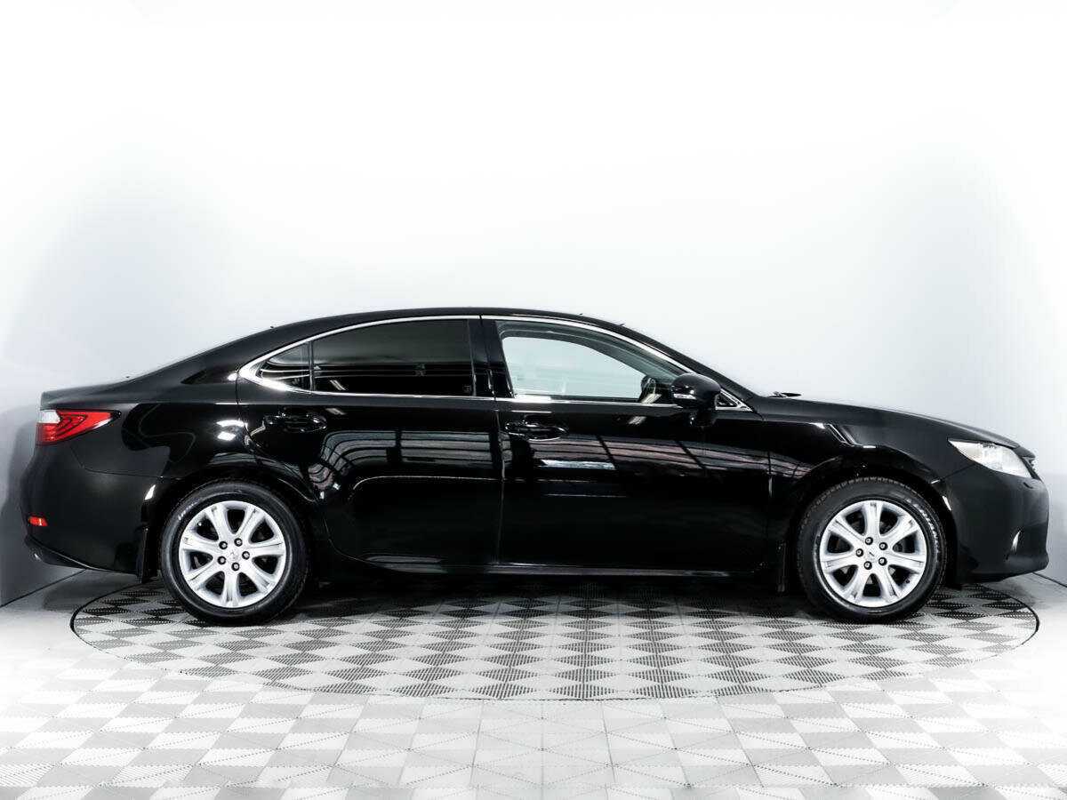 Lexus ES с пробегом — 2014 год. Фото: #3