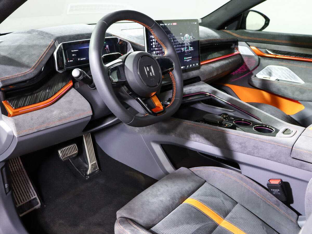 Zeekr 001 с пробегом — 2023 год. Фото: #11