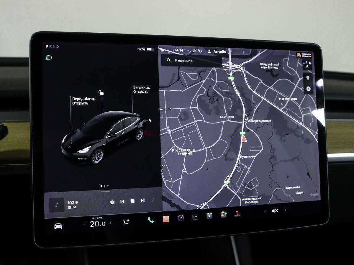 Tesla Model 3 с пробегом — 2018 год. Фото: #18