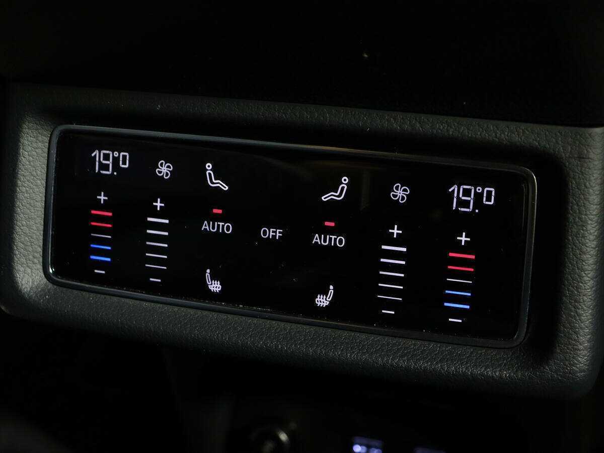 Audi e-tron с пробегом — 2020 год. Фото: #14