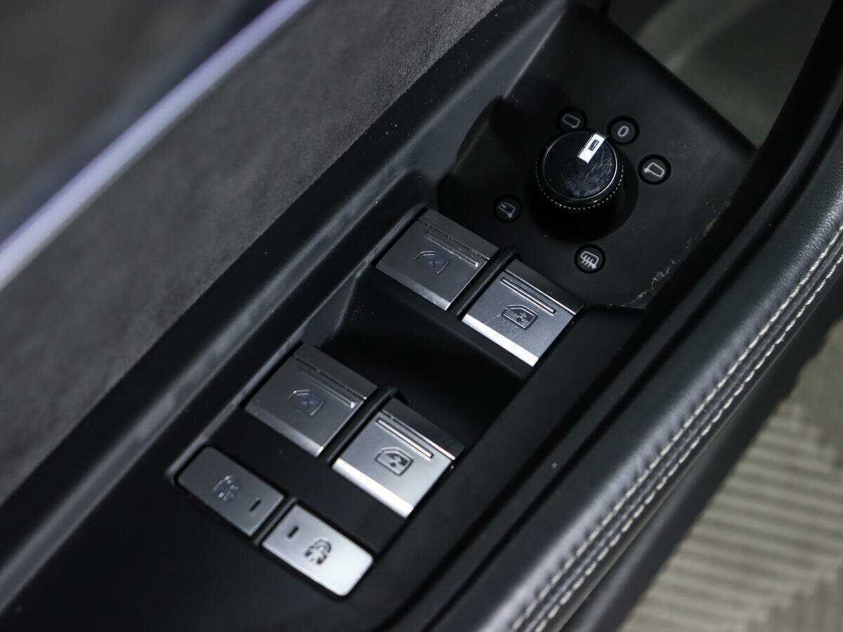 Audi e-tron с пробегом — 2020 год. Фото: #17