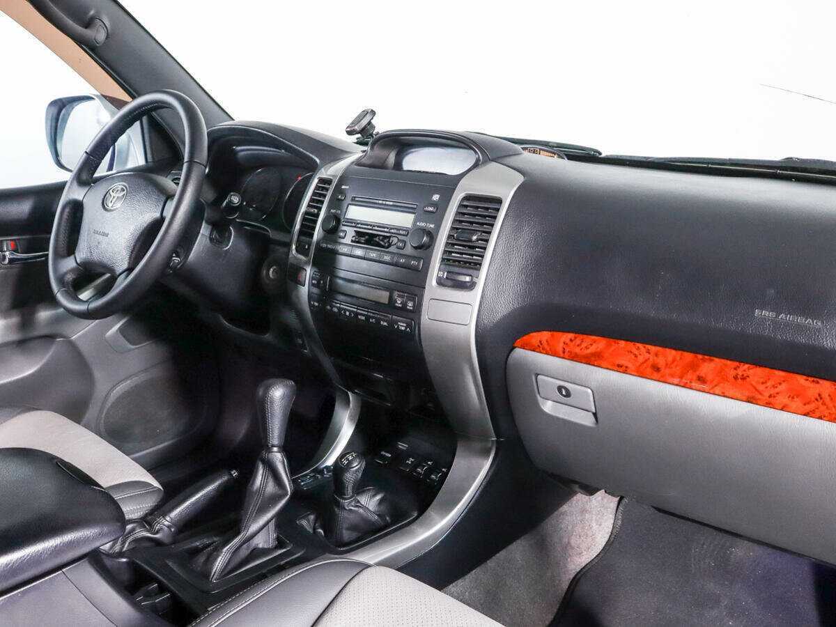 Toyota Land Cruiser Prado с пробегом — 2004 год. Фото: #5