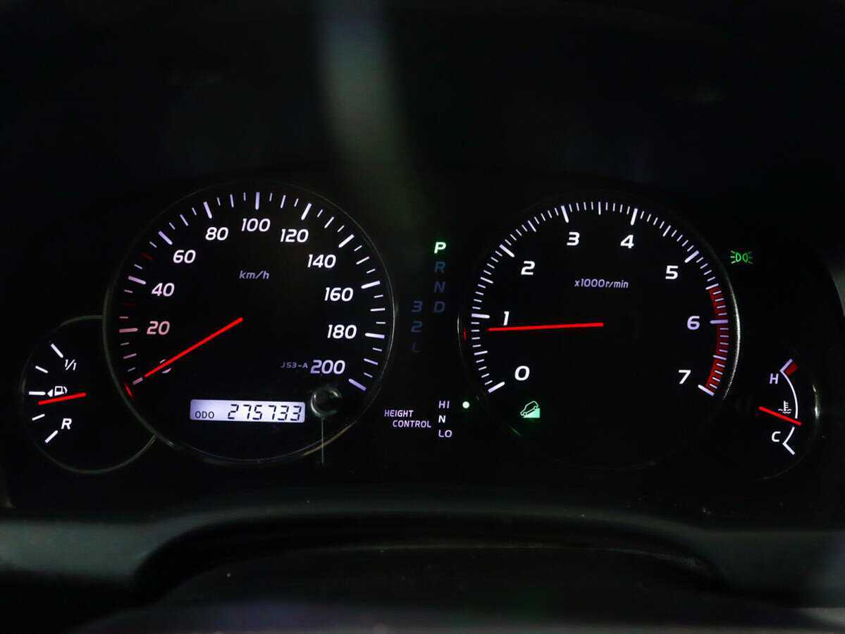 Toyota Land Cruiser Prado с пробегом — 2004 год. Фото: #7