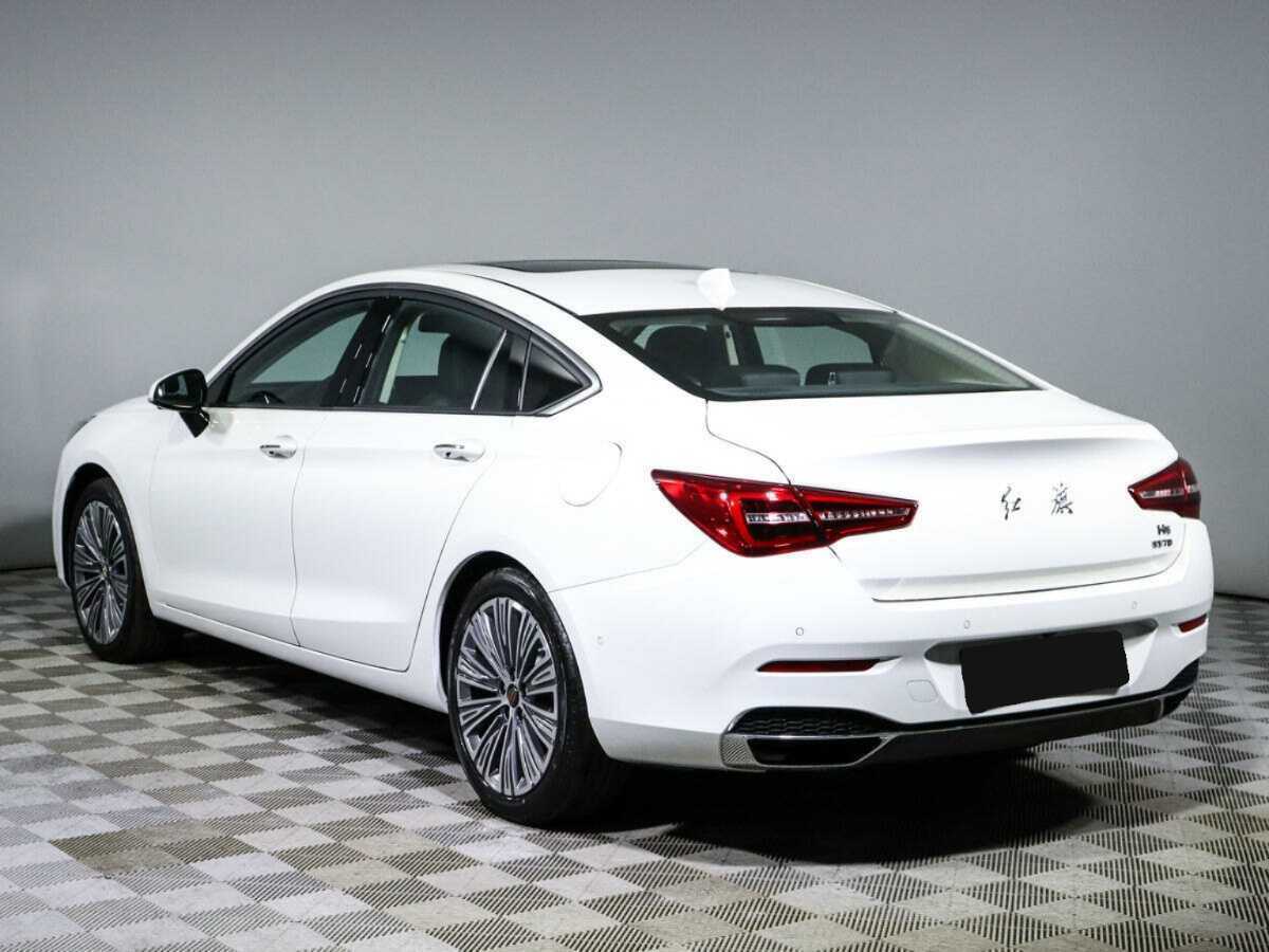 Hongqi H5 с пробегом — 2022 год. Фото: #6