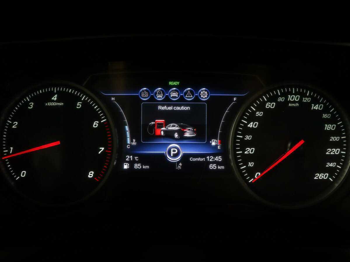 Hongqi H5 с пробегом — 2022 год. Фото: #10