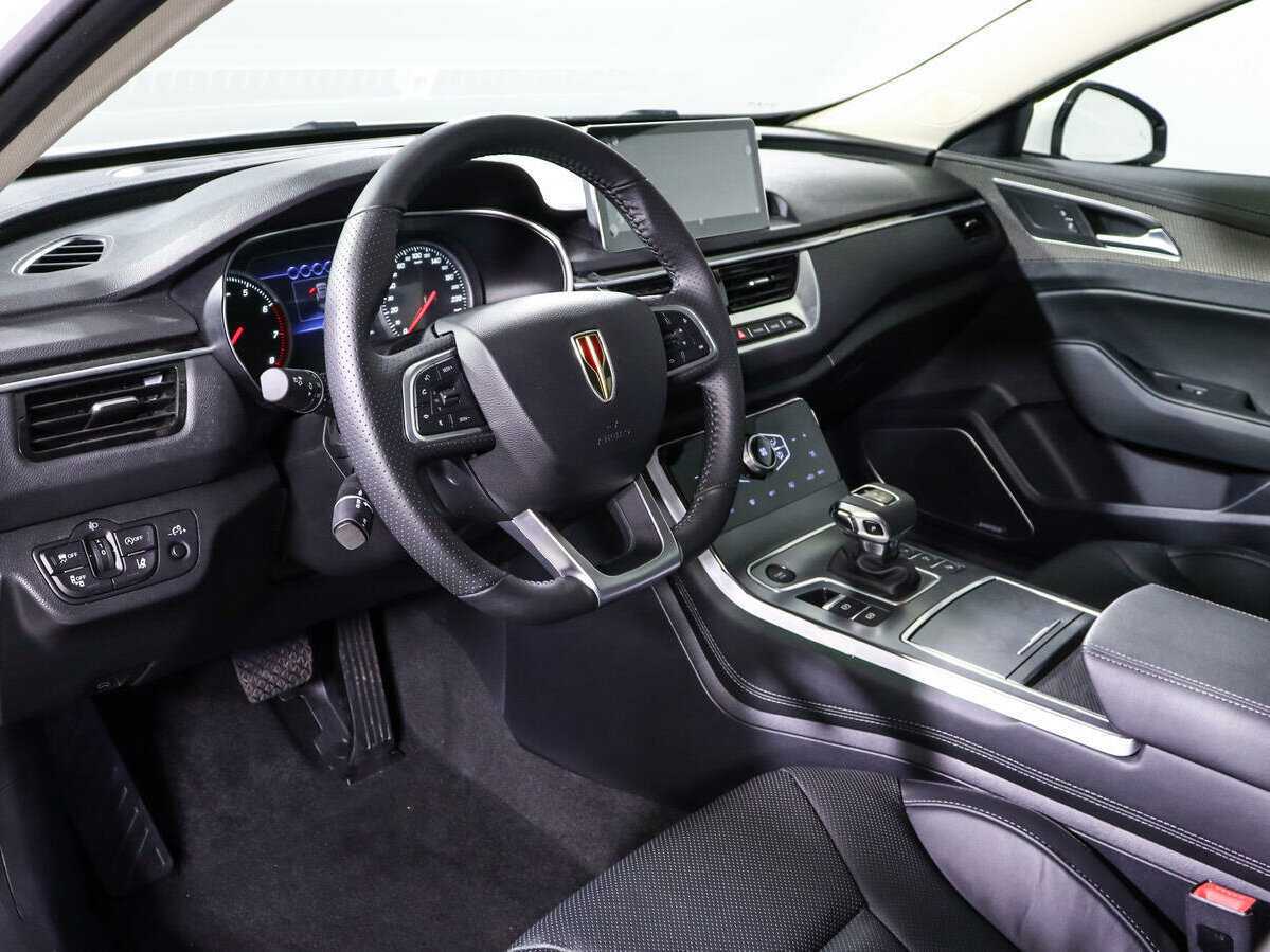 Hongqi H5 с пробегом — 2022 год. Фото: #13